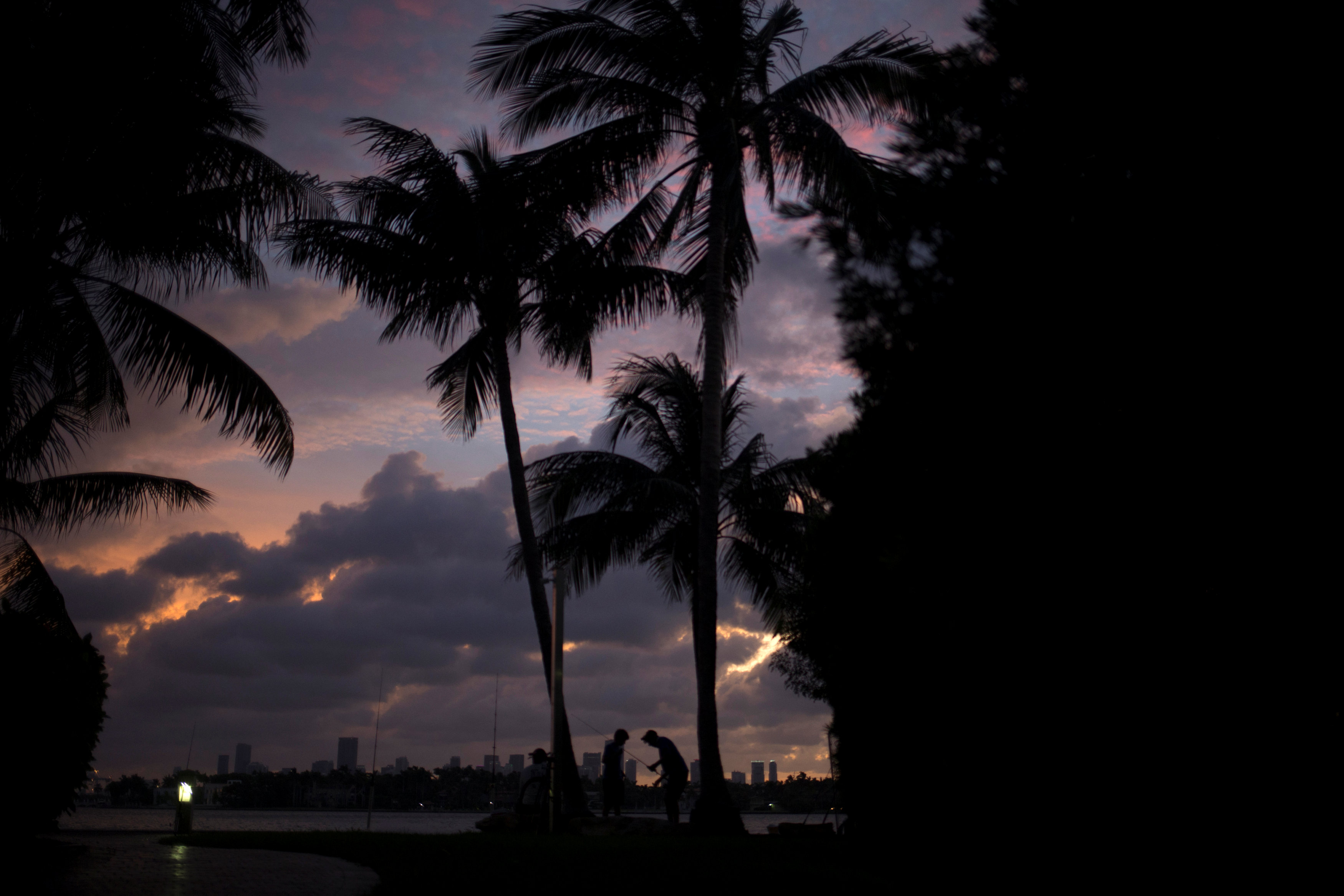 2017-09-09T003439Z_1899009885_RC16F2361250_RTRMADP_3_STORM-IRMA