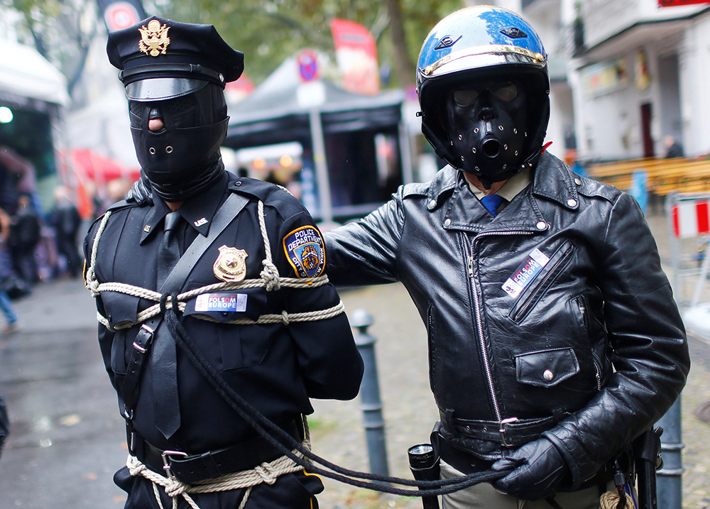 REUTERS/Hannibal Hanschke