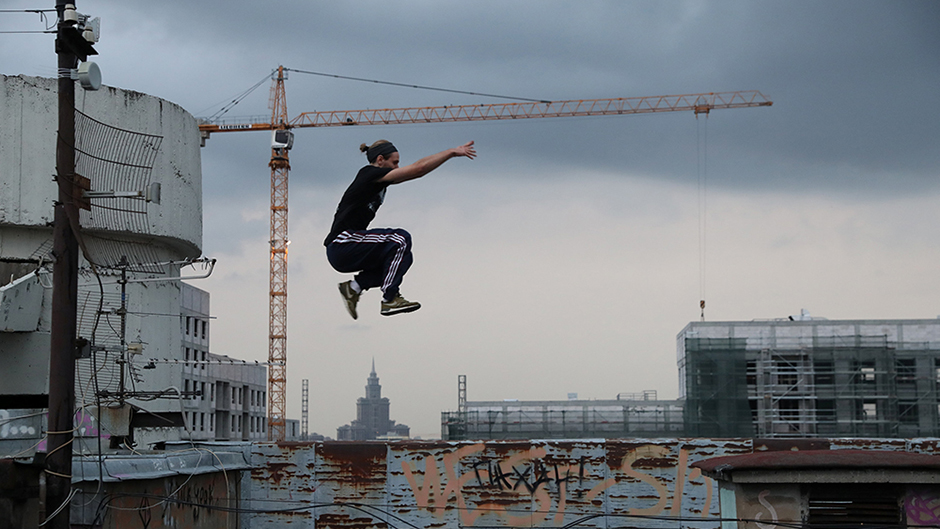 2017-09-14T110232Z_1147456446_RC17F7DFA970_RTRMADP_3_RUSSIA-ROOFTOPS 1
