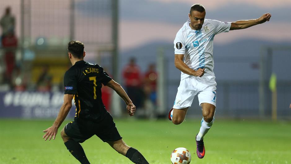 2017-09-14T171137Z_351578944_RC17C4AB0D30_RTRMADP_3_SOCCER-EUROPA-RIJ-AEK