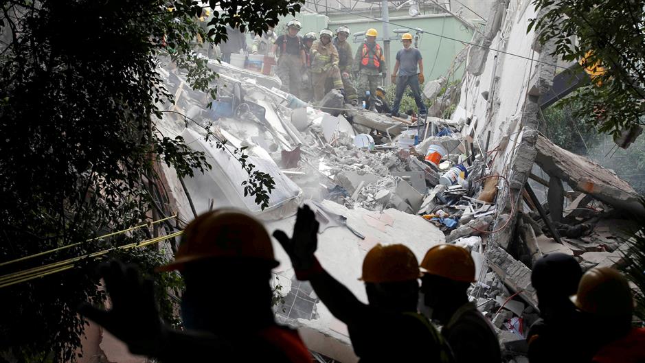 2017-09-20T183243Z_1989351781_RC1F215E0860_RTRMADP_3_MEXICO-QUAKE