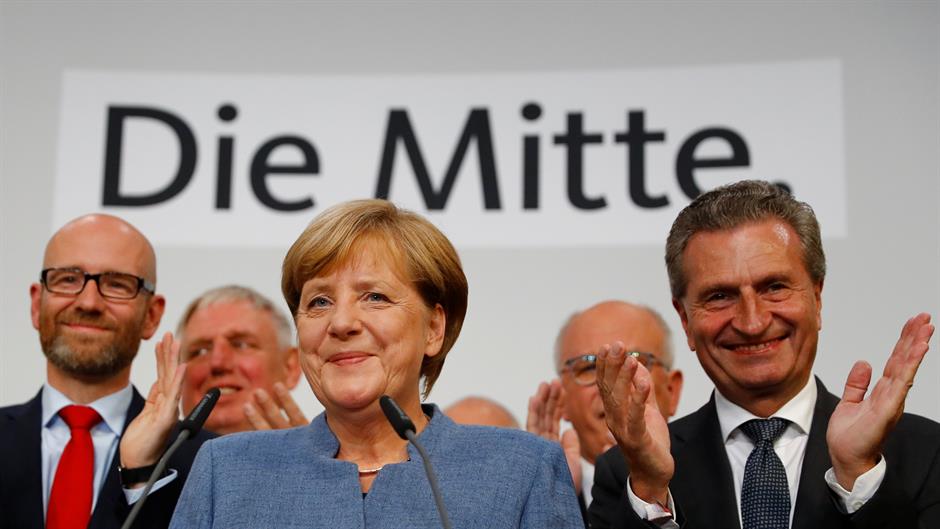 2017-09-24T171609Z_987362952_RC12D8C64840_RTRMADP_3_GERMANY-ELECTION-REACTION-MERKEL