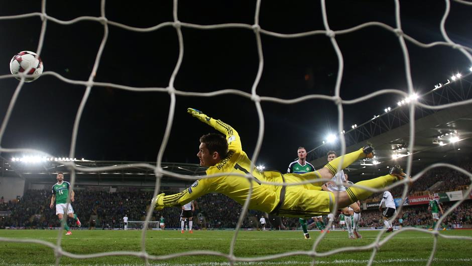 2017-10-05T210224Z_143291644_RC120BD9FDB0_RTRMADP_3_SOCCER-WORLDCUP-NIR-GER