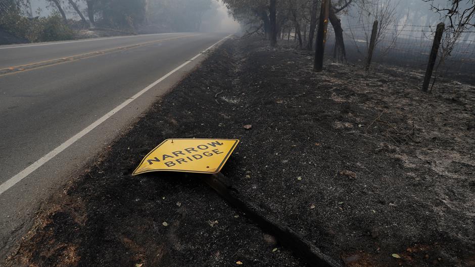 2017-10-10T201248Z_1433796724_RC1AD265E720_RTRMADP_3_CALIFORNIA-FIRE