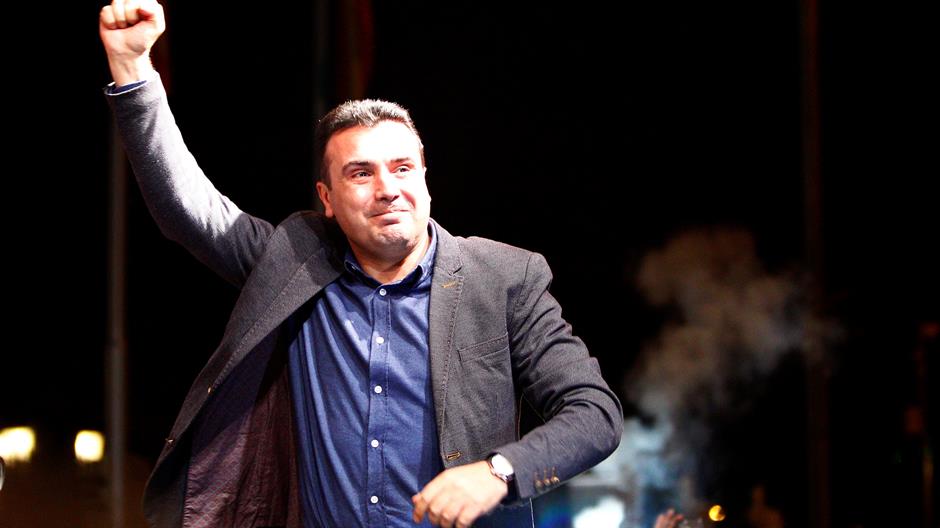 2017-10-15T232647Z_155210456_RC1983A1DEA0_RTRMADP_3_MACEDONIA-ELECTION