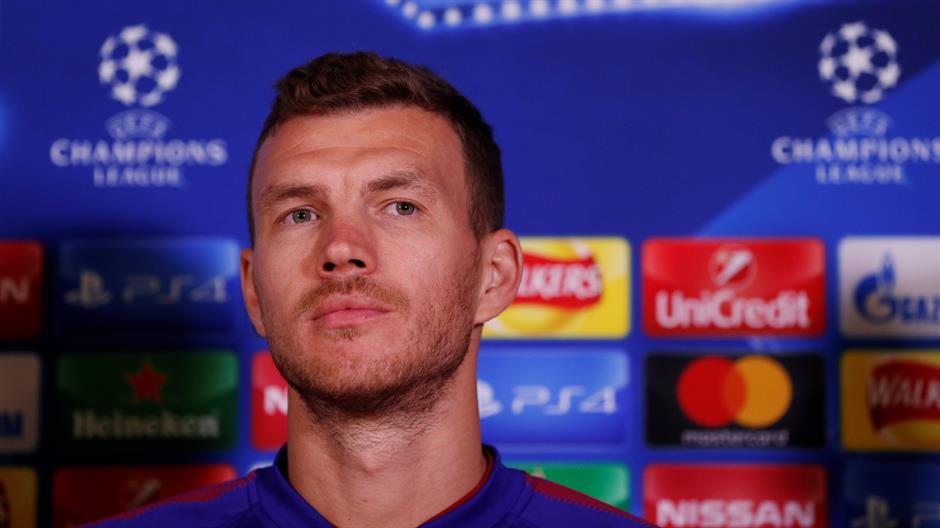 2017-10-17T184810Z_868786298_RC16A83FB9C0_RTRMADP_3_SOCCER-CHAMPIONS-CHE-ROM-PREVIEW