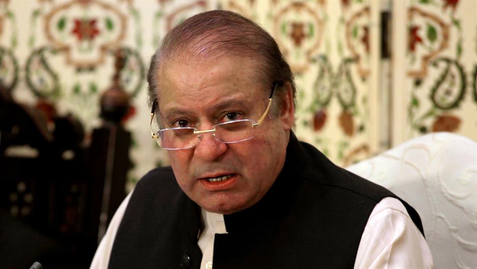 2017-10-19T082705Z_1569195168_RC194D8F21C0_RTRMADP_3_PAKISTAN-POLITICS-COURT