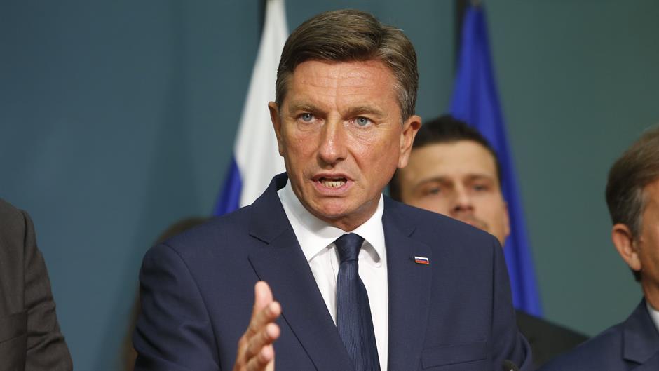 2017-10-22T202051Z_1994576601_UP1EDAM1KIQU2_RTRMADP_3_SLOVENIA-ELECTION