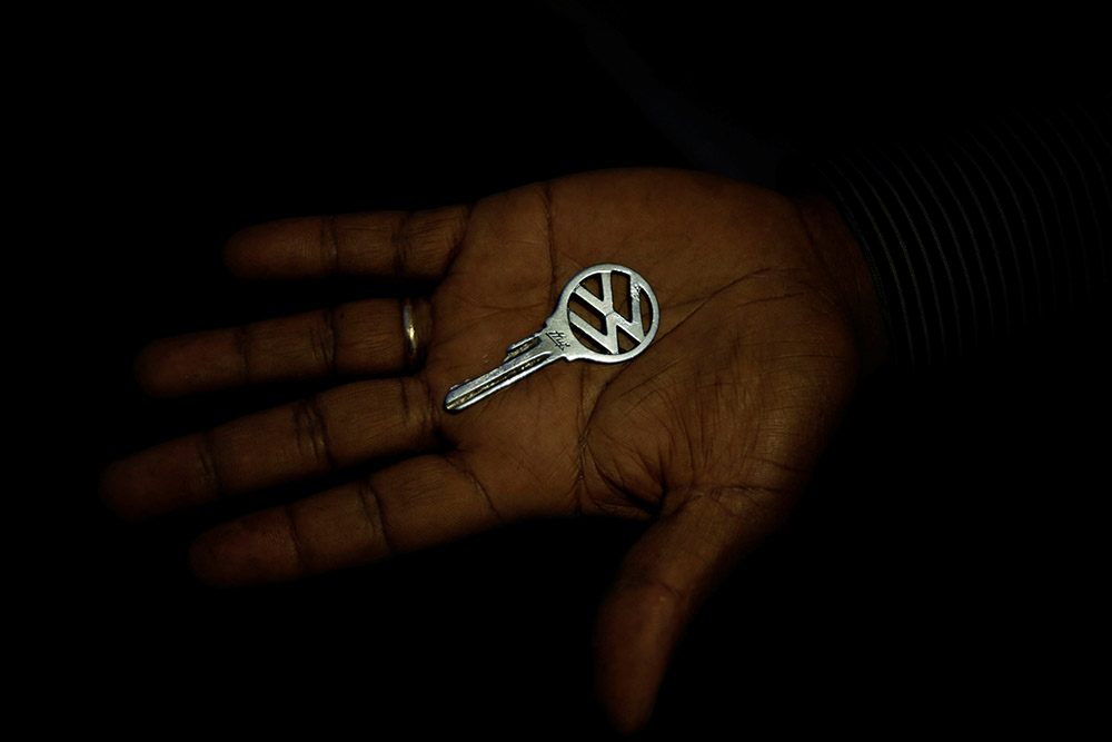 Reuters/Tiksa Negeri