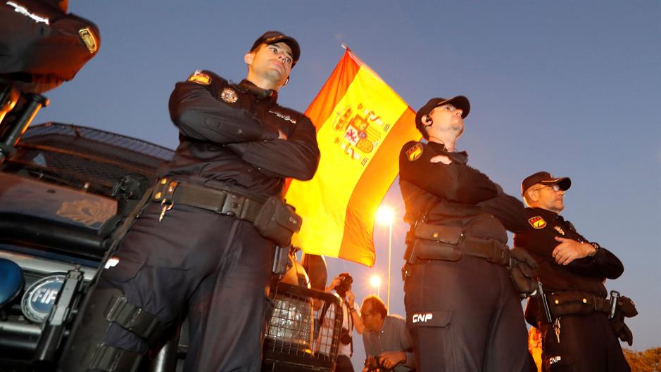 2017-10-28T173738Z_574261877_RC159F3CFF70_RTRMADP_3_SPAIN-POLITICS-CATALONIA