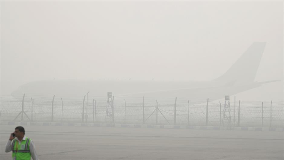 2017-11-08T122704Z_101793608_RC18D3892140_RTRMADP_3_BRITAIN-ROYALS-INDIA