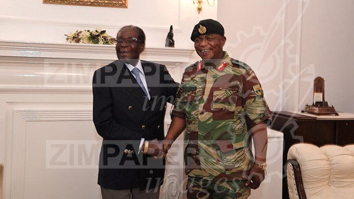 2017-11-17T001509Z_324575027_RC1AE9F27390_RTRMADP_3_ZIMBABWE-POLITICS