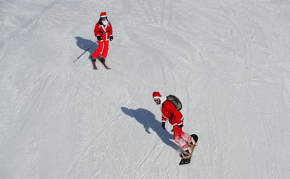 2017-12-02T112157Z_2064685959_RC123E7CF810_RTRMADP_3_SWISS-ODDLY