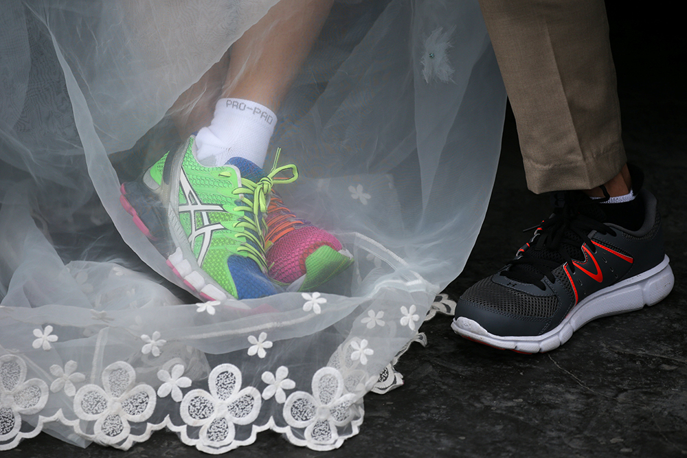 2017-12-02T123731Z_686035894_RC1143FE3B70_RTRMADP_3_THAILAND-BRIDALRUN