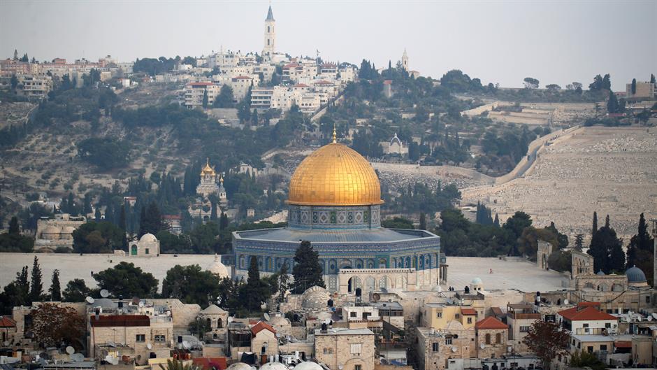 2017-12-05T174343Z_977195619_RC1986376AF0_RTRMADP_3_USA-TRUMP-ISRAEL