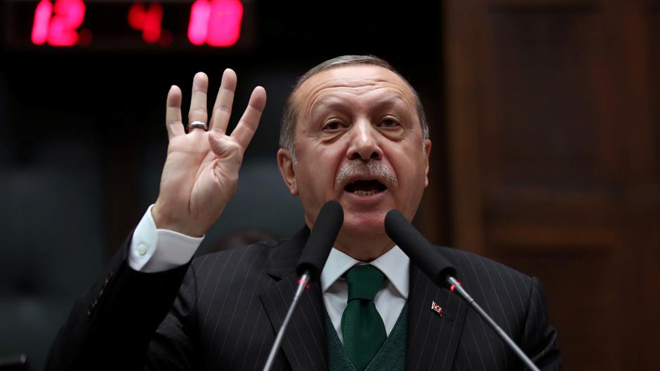 2017-12-21T173557Z_370195748_RC1AE7E966A0_RTRMADP_3_USA-TURKEY-ZARRAB