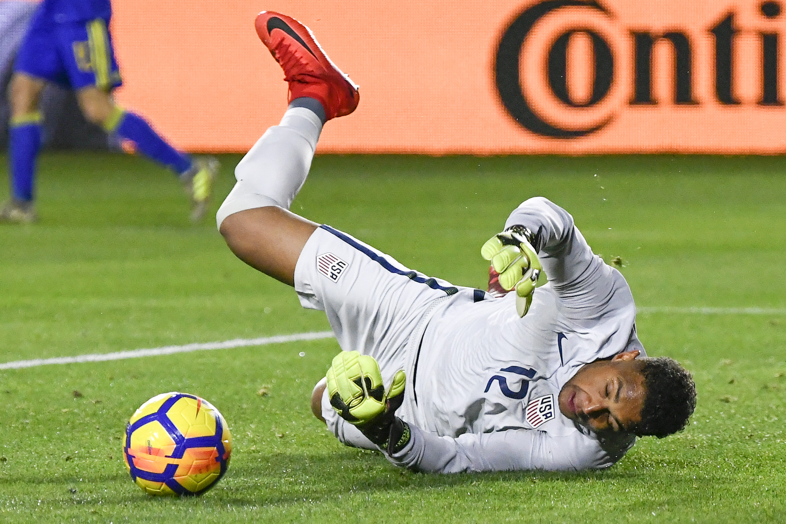 2018-01-29T051121Z_906660314_NOCID_RTRMADP_3_SOCCER-INTERNATIONAL-FRIENDLY-SOCCER-BOSNIA-AND-HERZEGOVINA-AT-USA