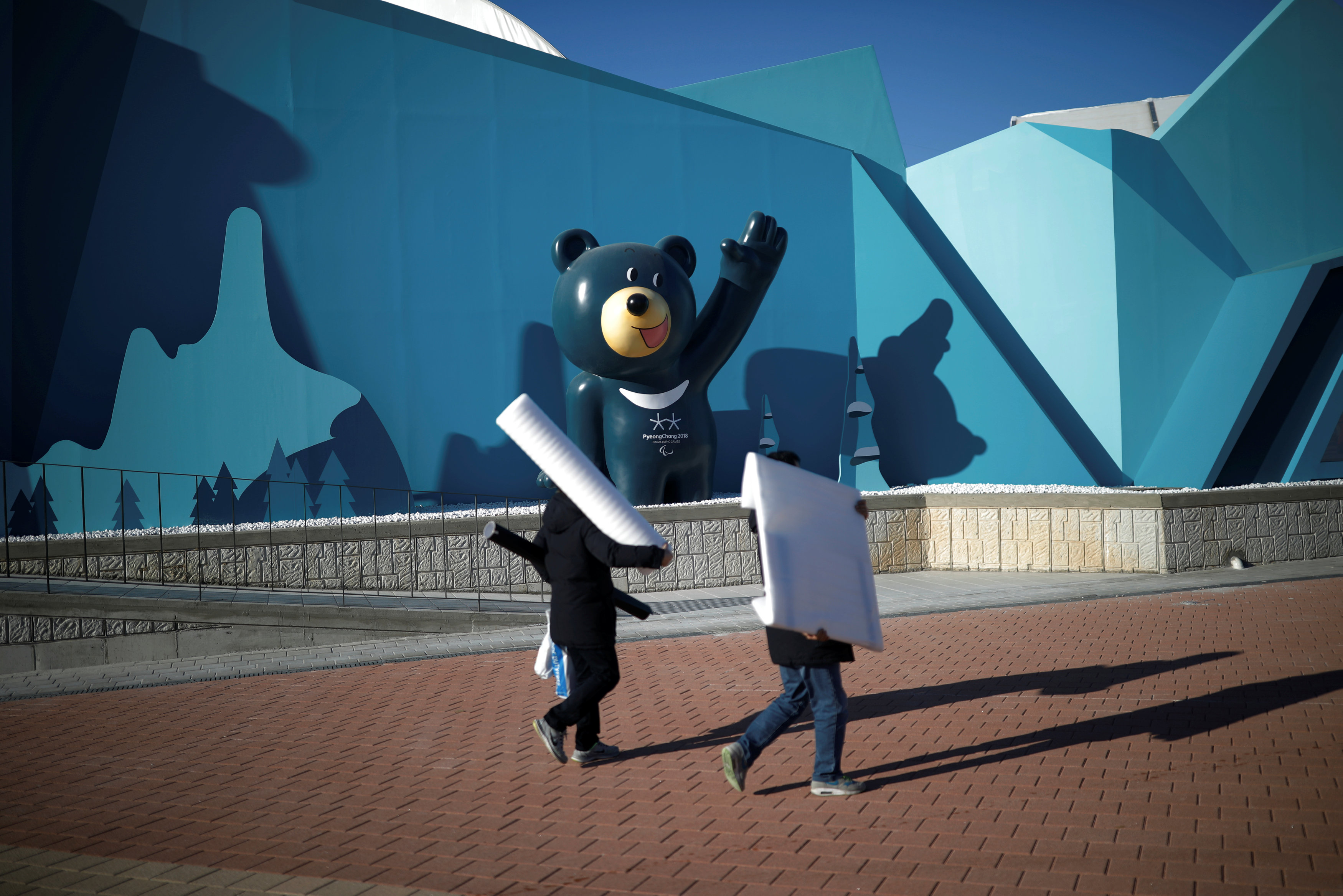 2018-02-03T083528Z_1963353330_RC1E7F077C00_RTRMADP_3_OLYMPICS-2018-PREPARATIONS