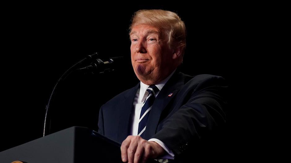 2018-02-08T150522Z_136856372_RC1B2516B450_RTRMADP_3_USA-TRUMP