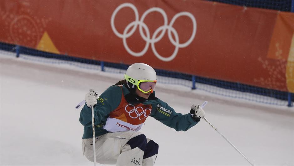 2018-02-11T123144Z_470103045_DEVEE2B0YSVJS_RTRMADP_3_OLYMPICS-2018-FSKI-MO-W