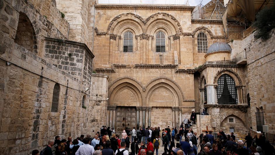 2018-02-25T120025Z_1952132715_RC18EAAB9B00_RTRMADP_3_ISRAEL-PALESTINIANS-CHURCHES