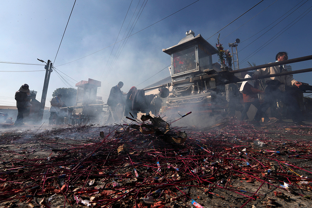 2018-03-01T051831Z_619282327_RC1342913080_RTRMADP_3_TAIWAN-FESTIVAL-LANTERN