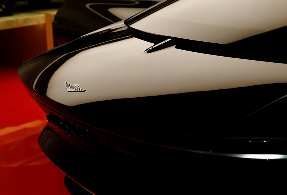 REUTERS/Denis Balibouse