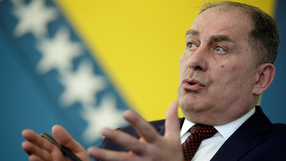 2018-03-12T165405Z_933229006_RC1616B43E70_RTRMADP_3_BOSNIA-SECURITY