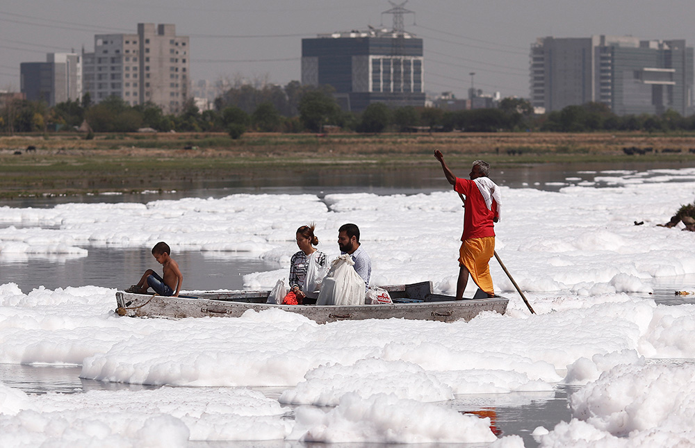 2018-03-25T163552Z_1121175743_RC178076E220_RTRMADP_3_INDIA-RELIGION