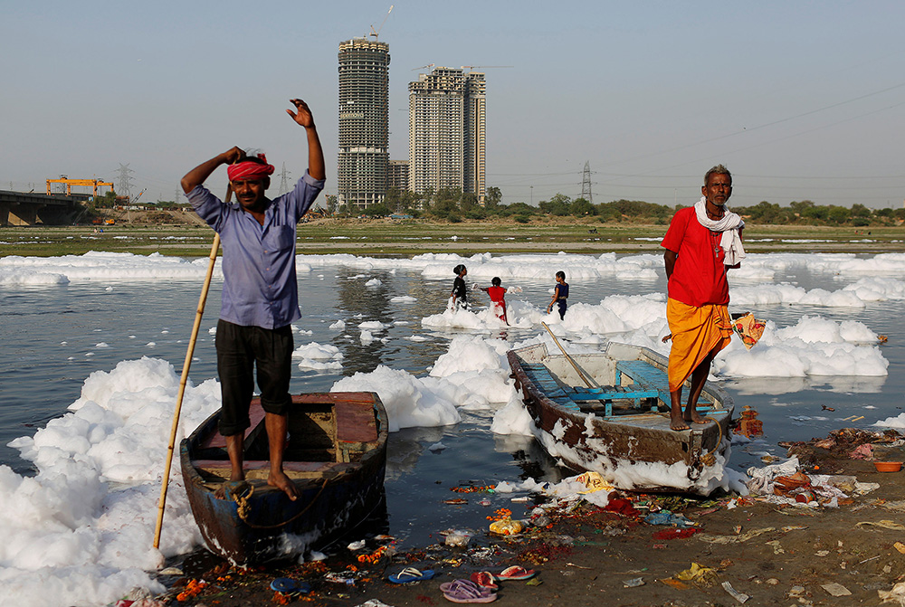 2018-03-25T163558Z_601659988_RC1C1606D1D0_RTRMADP_3_INDIA-RELIGION