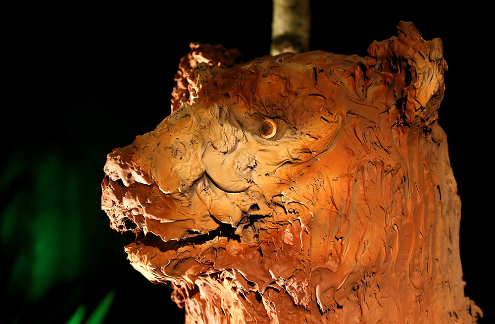 2018-03-29T143853Z_1445534303_RC133D144FC0_RTRMADP_3_RELIGION-EASTER-BELGIUM-CHOCOLATE