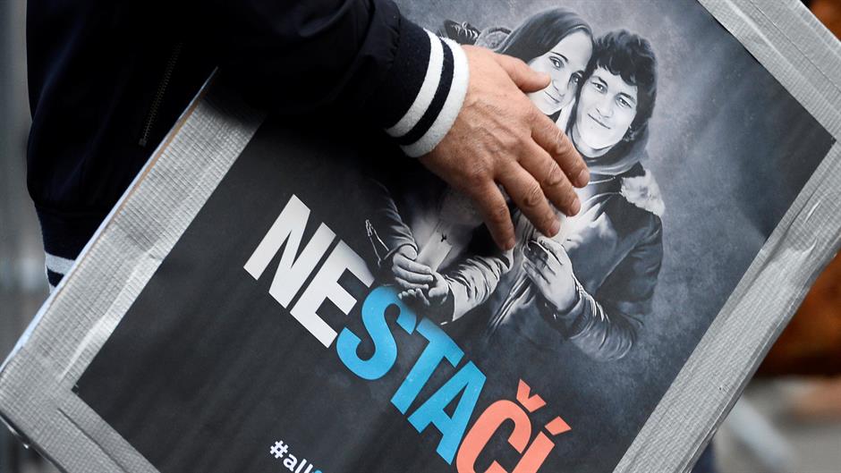 2018-04-05T171921Z_1902838874_RC1A3091F030_RTRMADP_3_SLOVAKIA-POLITICS