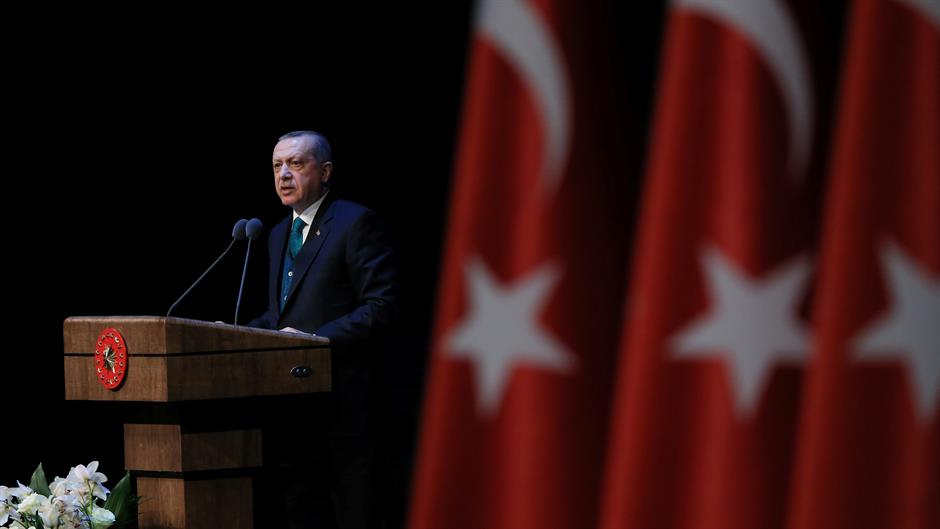 2018-04-09T130226Z_1006367191_RC12965825B0_RTRMADP_3_TURKEY-ECONOMY-ERDOGAN(1)