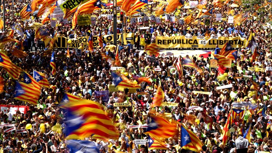 2018-04-15T115910Z_1664216831_RC1E83292D50_RTRMADP_3_SPAIN-POLITICS-CATALONIA
