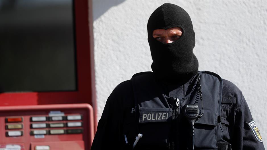 2018-04-18T083340Z_411239547_RC14797ADB50_RTRMADP_3_GERMANY-CRIME