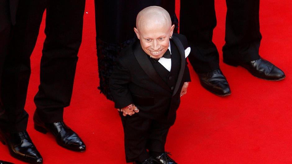 2018-04-21T210141Z_911969601_RC1931541A90_RTRMADP_3_PEOPLE-VERNETROYER