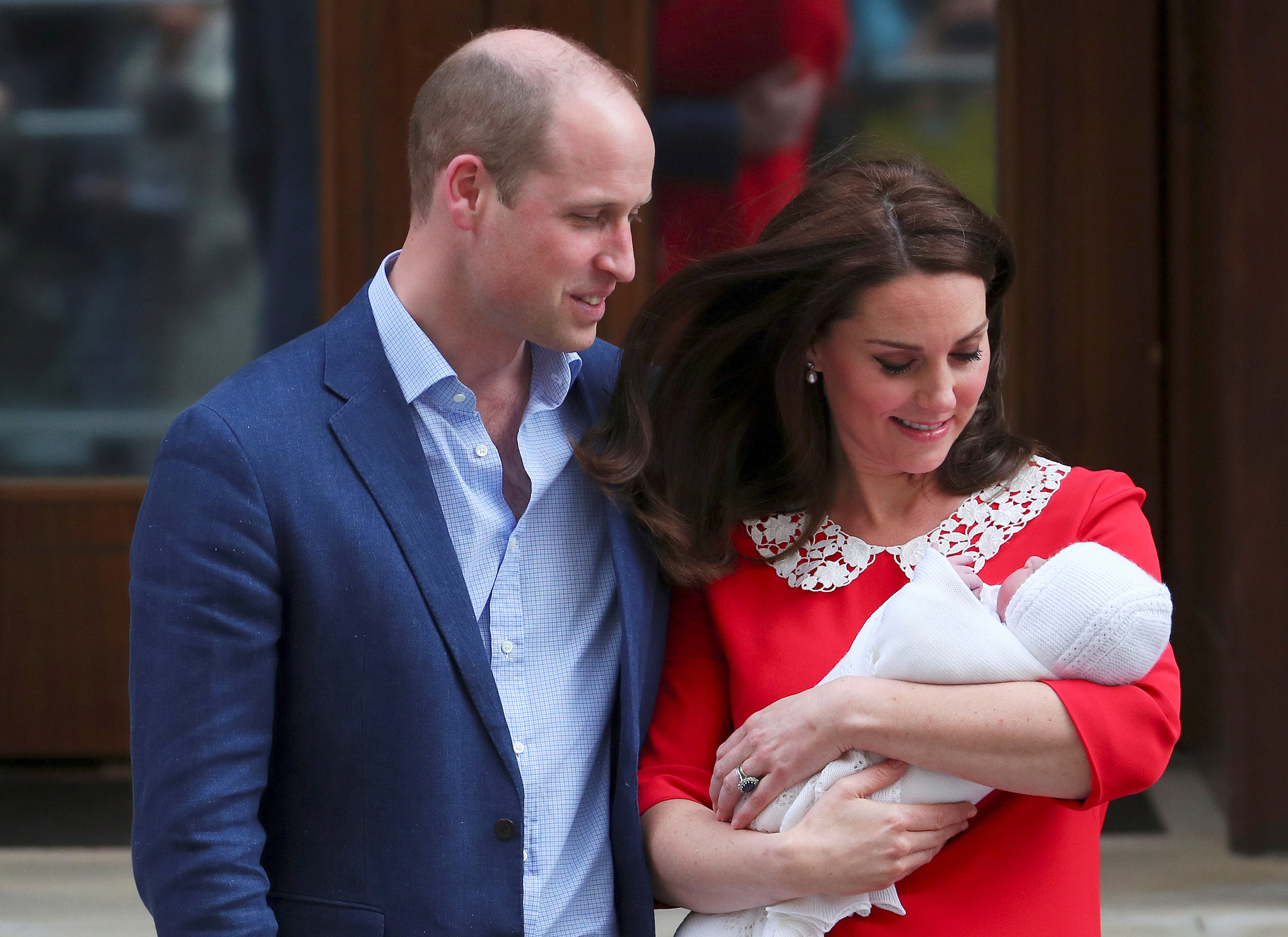 2018-04-23T173518Z_696609994_RC1ACA7D31F0_RTRMADP_3_BRITAIN-ROYALS-BABY