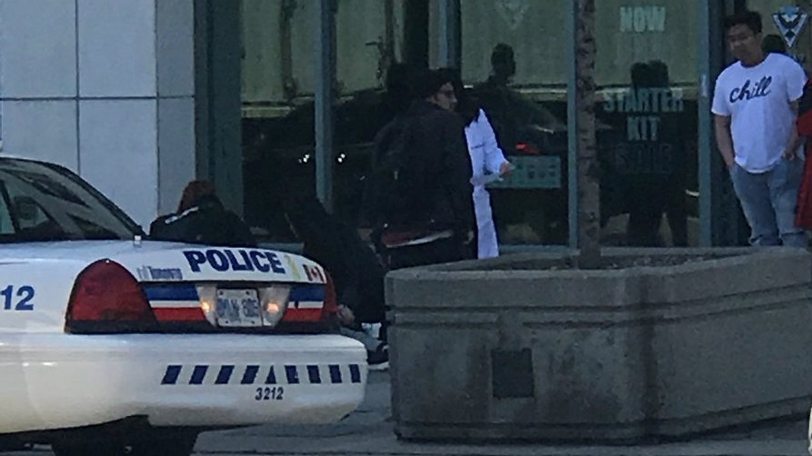 2018-04-23T185523Z_731937016_RC14CDE40A00_RTRMADP_3_CANADA-VAN