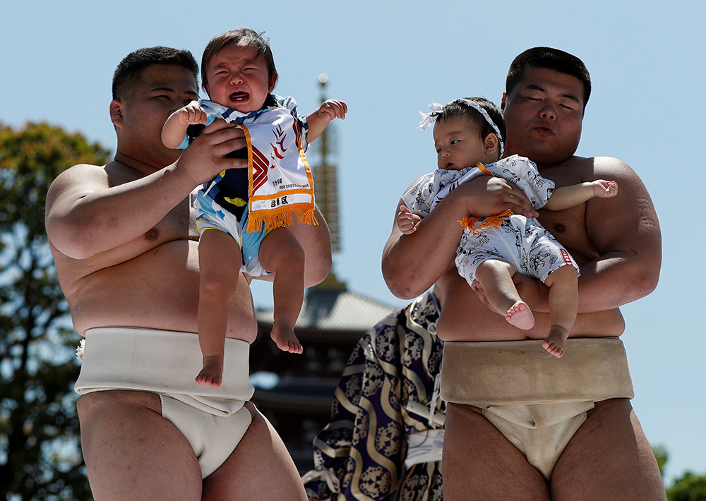 2018-04-28T055854Z_1734560960_RC154C91CEC0_RTRMADP_3_SUMO-JAPAN-BABIES