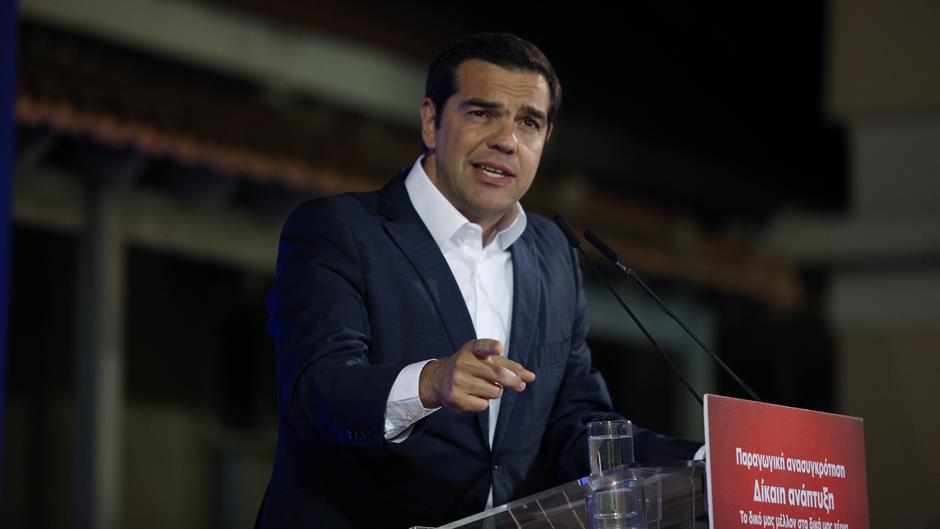 2018-05-03T212242Z_2081617969_RC12E1EDD470_RTRMADP_3_GREECE-TSIPRAS