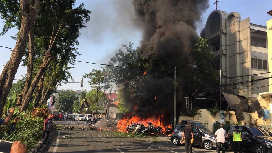 2018-05-13T075122Z_1989574944_RC1AA8388EC0_RTRMADP_3_INDONESIA-BOMB-CHURCHES