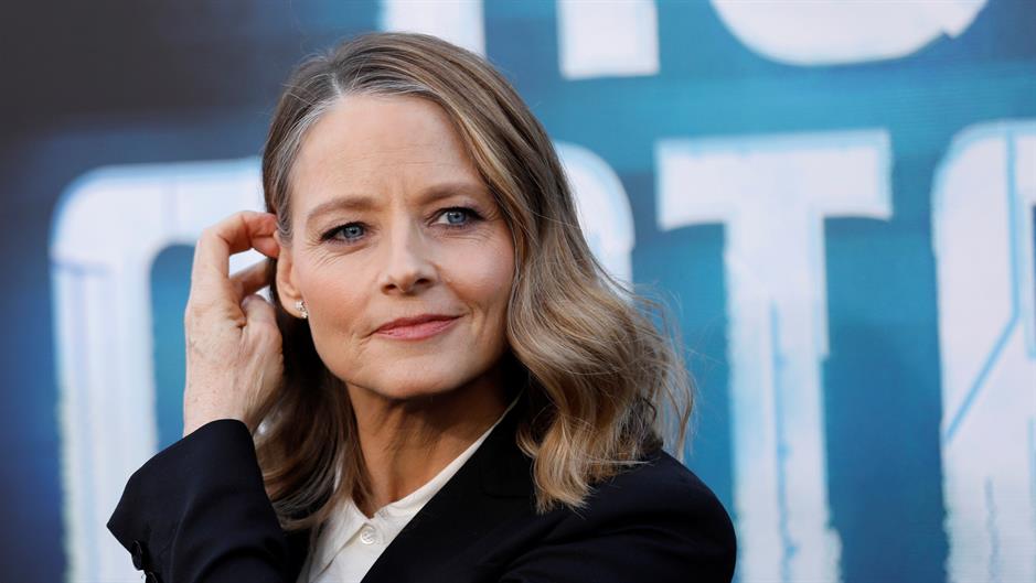 2018-05-20T043809Z_2036554559_RC122E89F900_RTRMADP_3_FILM-HOTELARTEMIS-PREMIERE