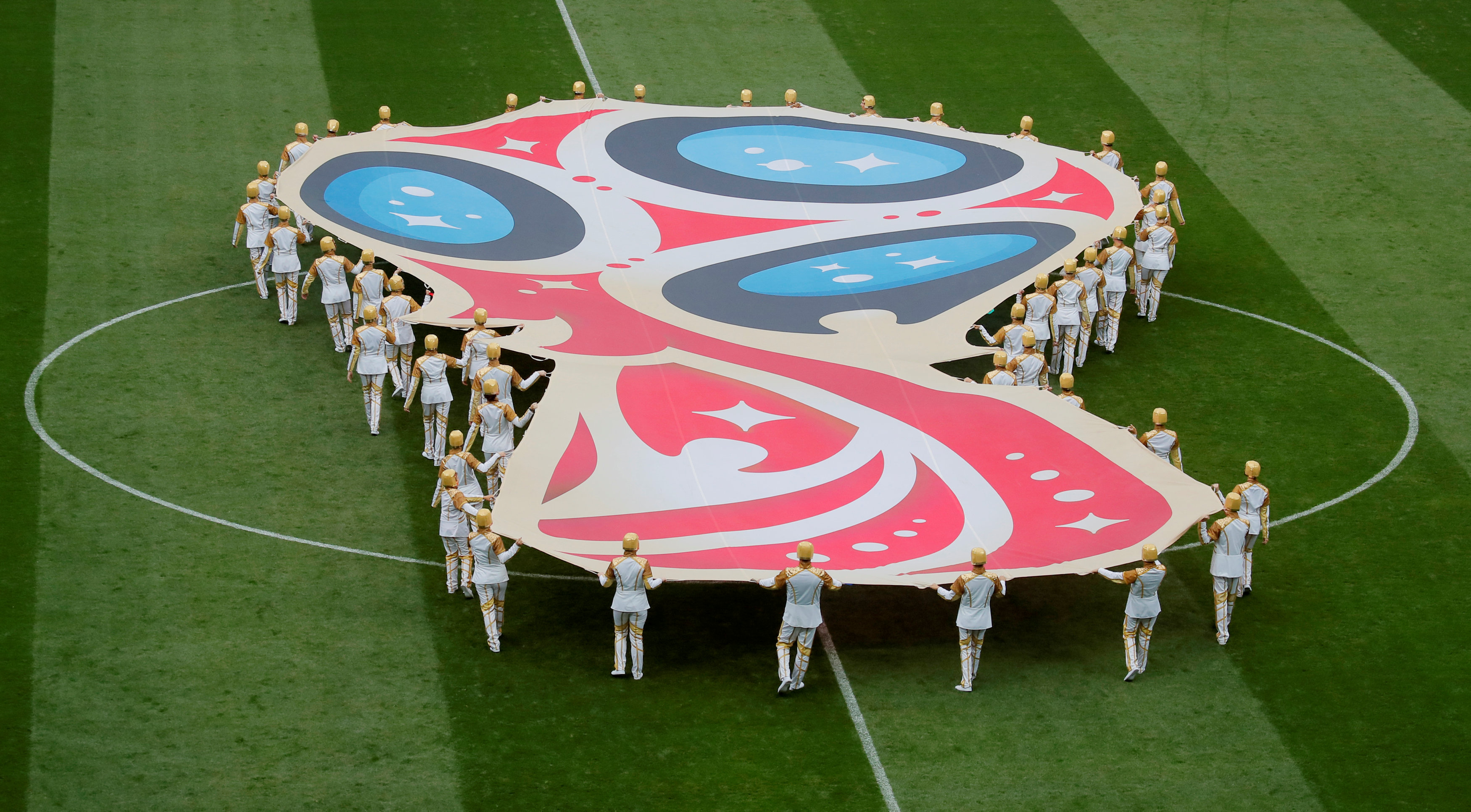 2018-06-14T145513Z_1516665822_RC1FE91BB240_RTRMADP_3_SOCCER-WORLDCUP-RUS-SAU