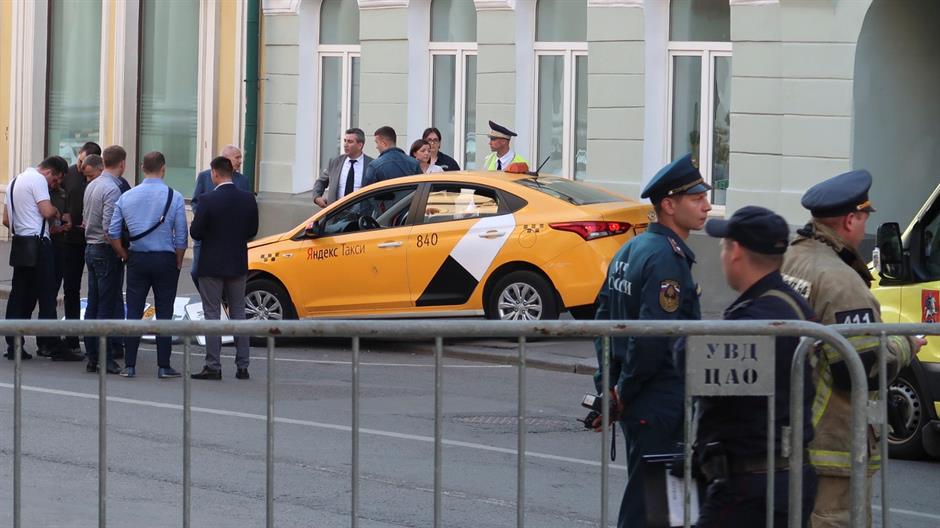 2018-06-16T172827Z_529238288_RC1F7B870210_RTRMADP_3_SOCCER-WORLDCUP-SECURITY