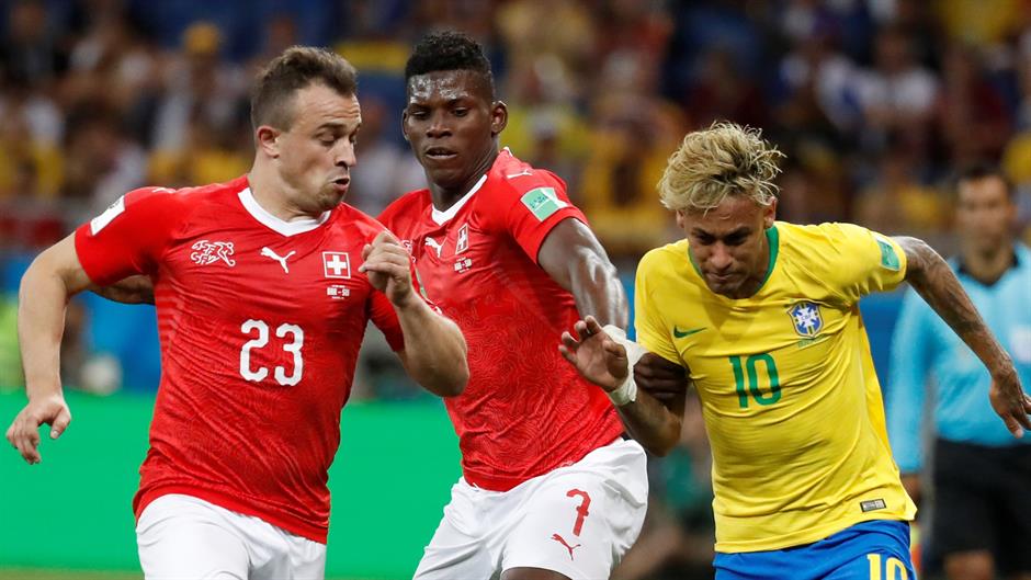 2018-06-17T195702Z_1944081198_RC14D7F48340_RTRMADP_3_SOCCER-WORLDCUP-BRA-SWI