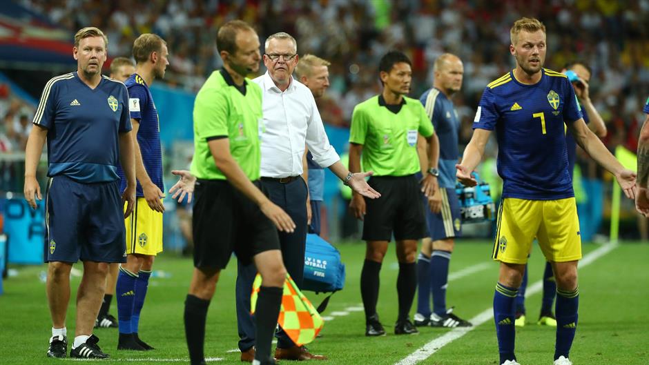 2018-06-23T201322Z_1633097075_RC1600AB4A40_RTRMADP_3_SOCCER-WORLDCUP-GER-SWE