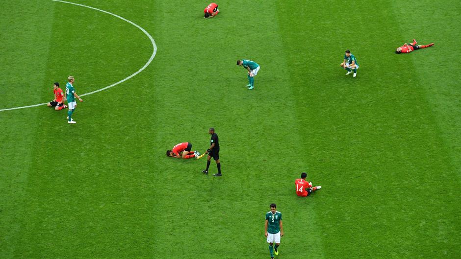 2018-06-27T161849Z_472813909_RC1F8FAA60B0_RTRMADP_3_SOCCER-WORLDCUP-KOR-GER