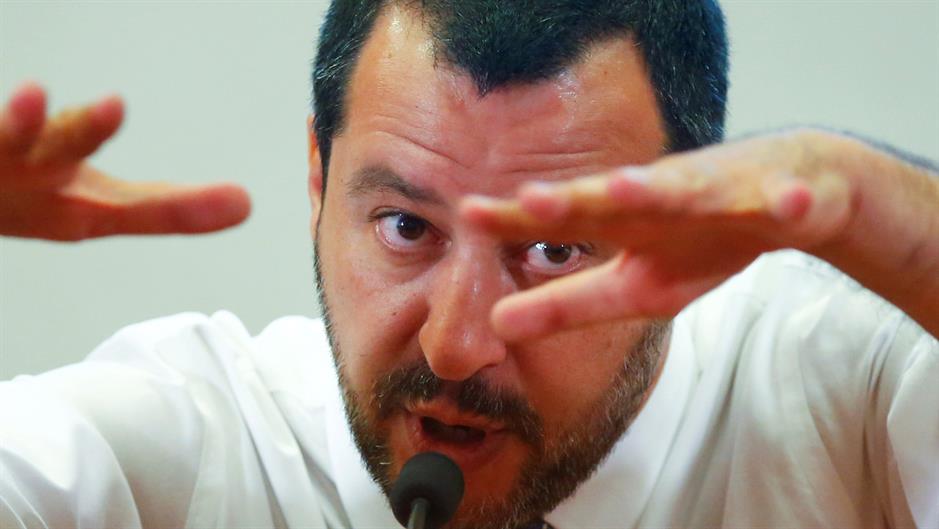 2018-06-30T193705Z_1652254465_RC1DDE439510_RTRMADP_3_EUROPE-MIGRANTS-SHIP-STANDOFF