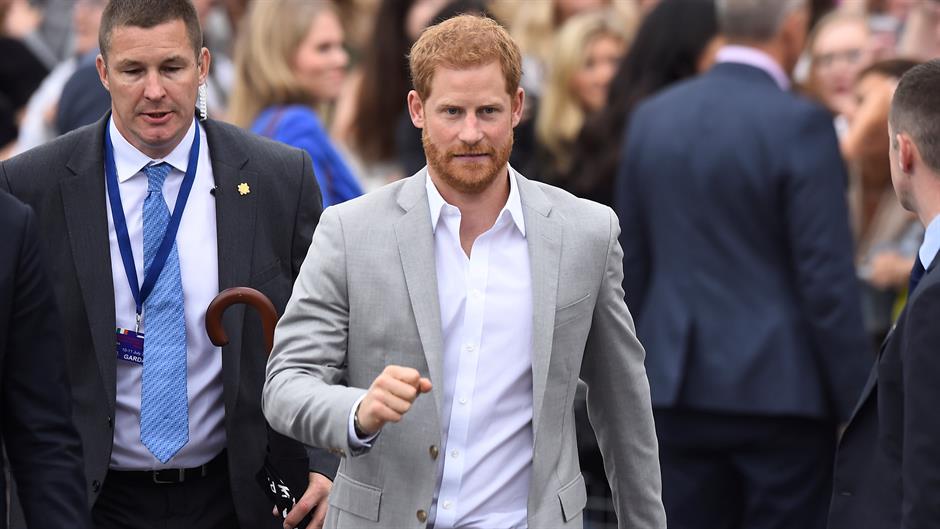 2018-07-11T121827Z_1442562203_RC1C89408B80_RTRMADP_3_BRITAIN-ROYALS-IRELAND