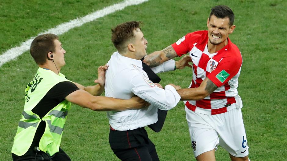 2018-07-15T161804Z_868758762_RC1BA202EAC0_RTRMADP_3_SOCCER-WORLDCUP-FINAL